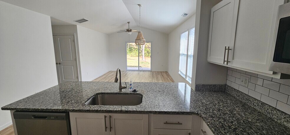 Building Photo - 936 Osage Villa Ct