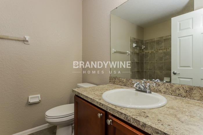 Building Photo - 209 Woodknoll Pl