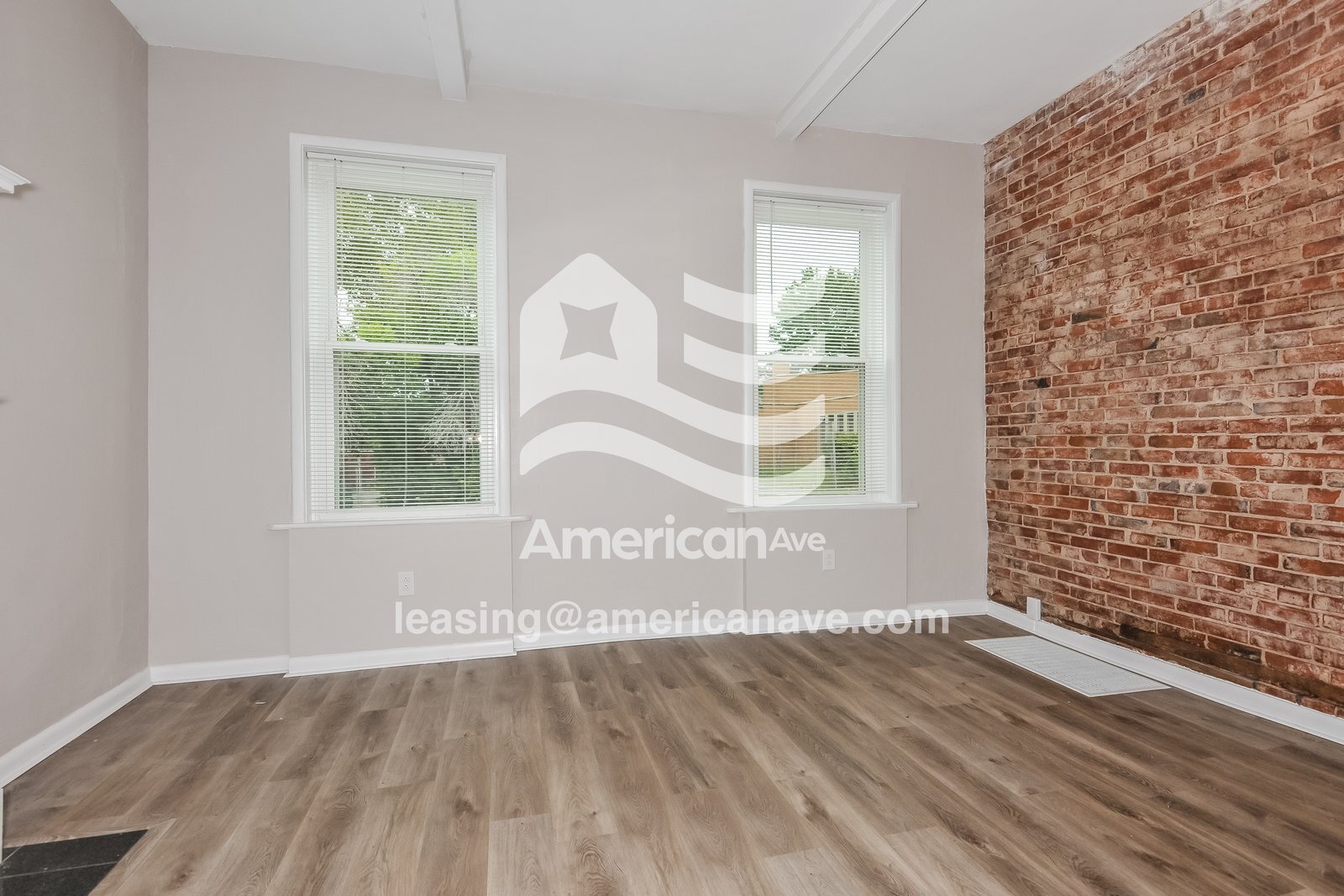 Building Photo - 3216 Itaska St