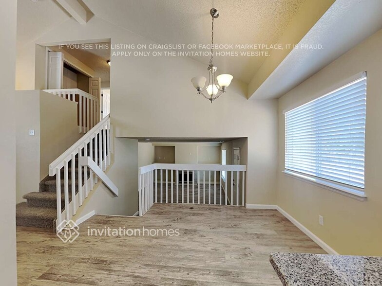 Building Photo - 2455 Wolf Creek Dr