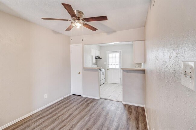 Building Photo - 5742 Marina Dr
