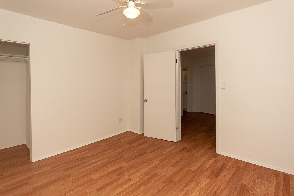 Building Photo - 1722 N Kimball Ave