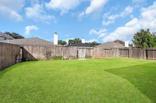 Building Photo - 4018 Floral Way Ct