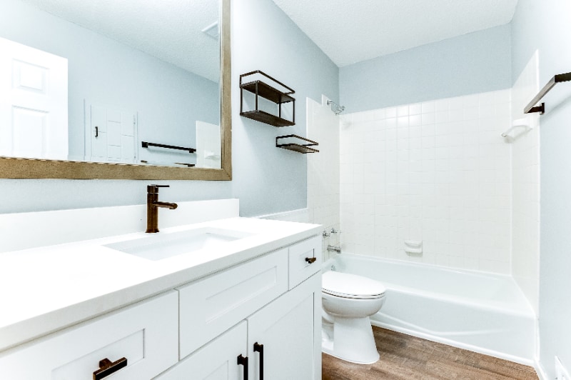 Building Photo - 5336 Russell Ave N