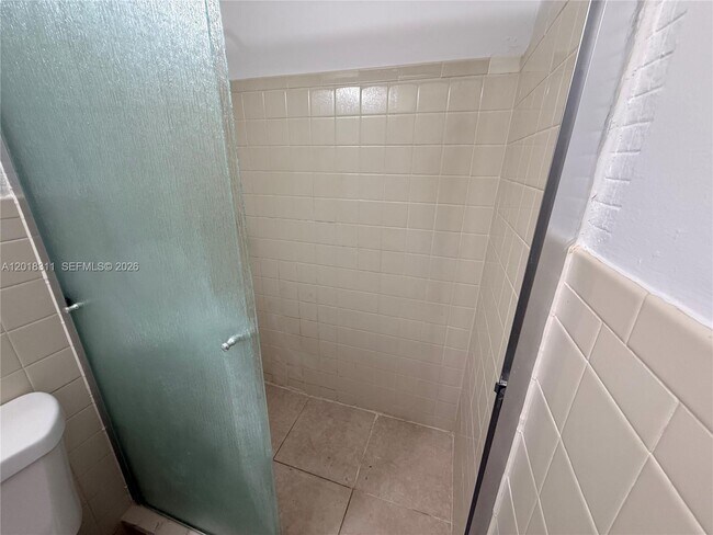 Building Photo - 311 NE 57th St
