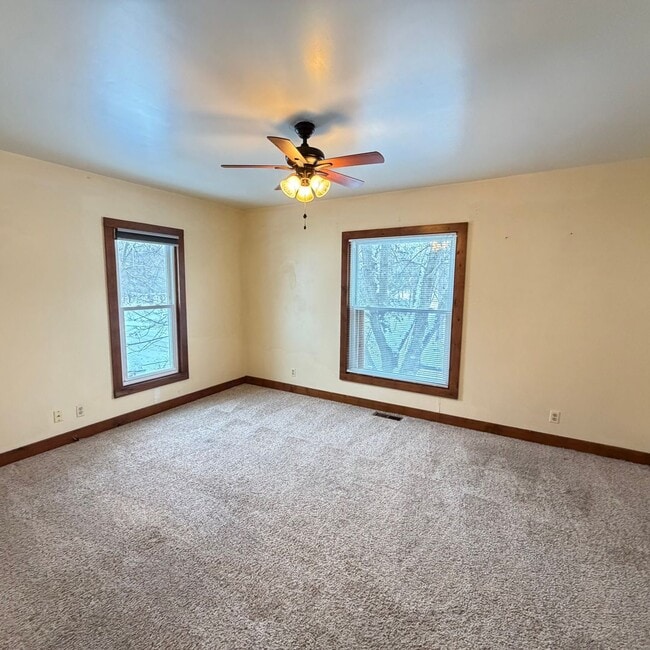 Building Photo - 3 bedroom home on the NW side of Grand Rapids