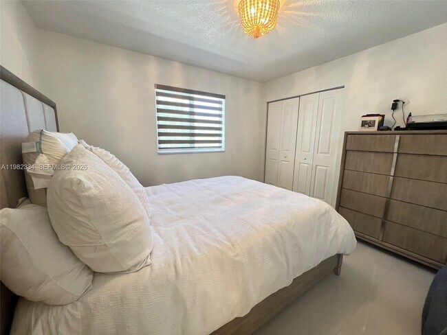 Building Photo - 7901 NW 171st St