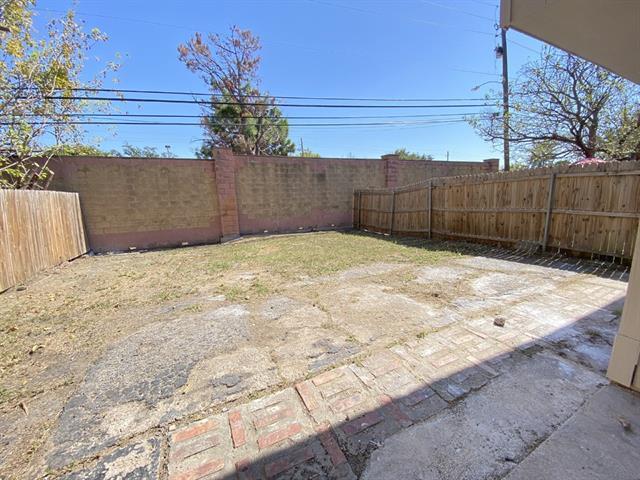 Building Photo - 2618 Isbella Dr