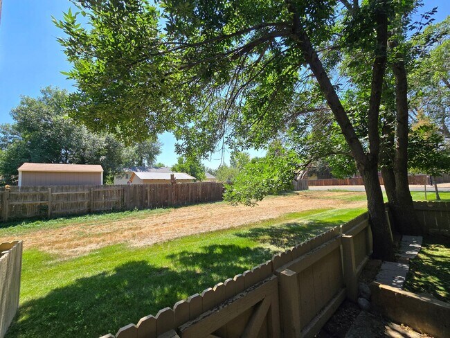 Building Photo - First Floor One Bedroom Condo in Lafayette, CO!