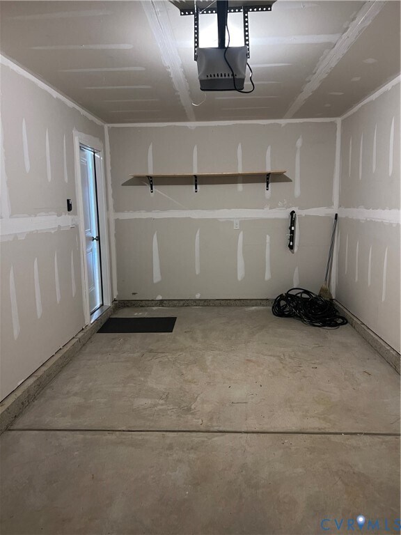 Building Photo - 3568 Perrins Hl Wy