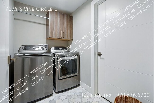 Building Photo - 7174 S Vine Cir E