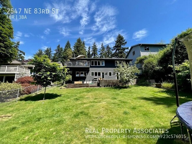 Building Photo - 2547 NE 83rd St