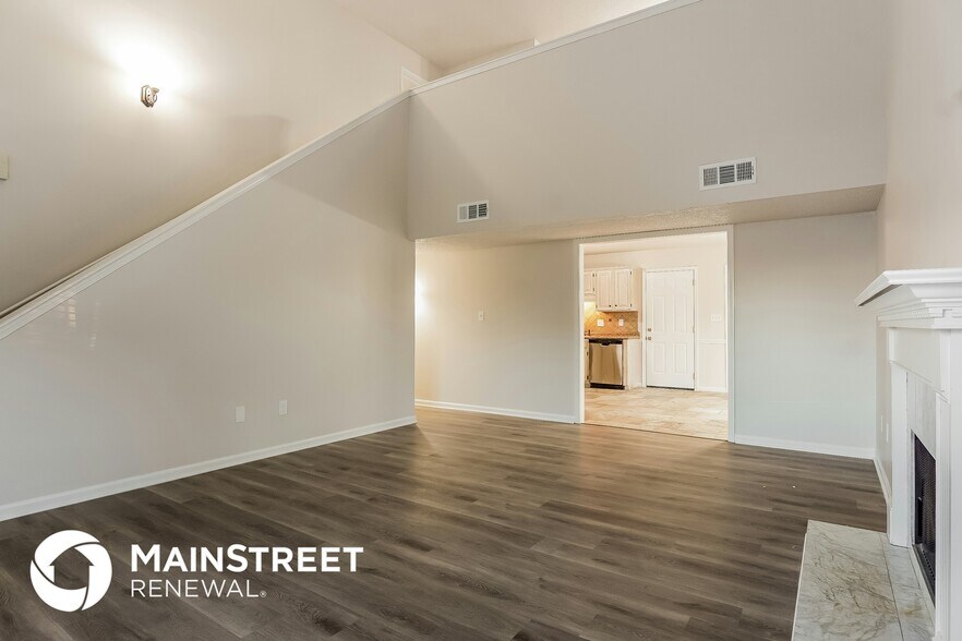 Building Photo - 113 Jasmine Dr