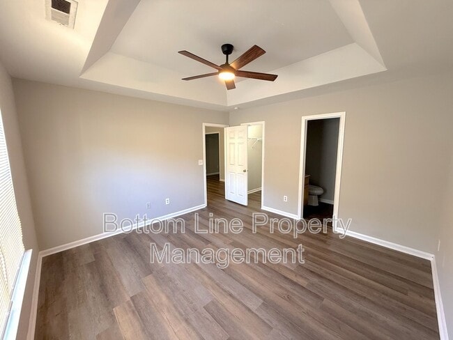 Building Photo - 5211 Windy Valley Dr