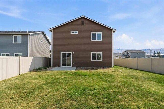 Building Photo - 124 S Glenbrook Ct