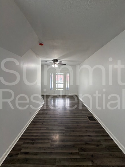 Building Photo - 2826 Taylor Blvd