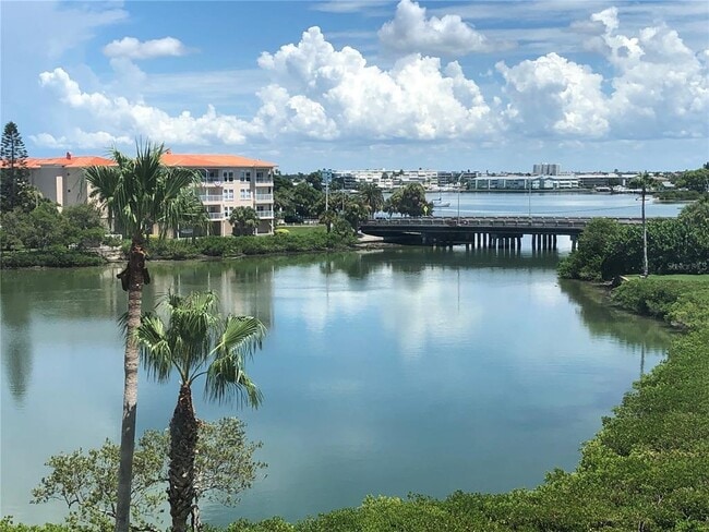 Primary Photo - 7897 Sailboat Key Blvd S