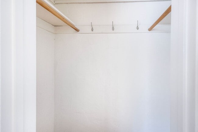 Building Photo - La Mesa Living at Its Best – Spacious Home w/Solar, Central Air Conditioning & Laundry