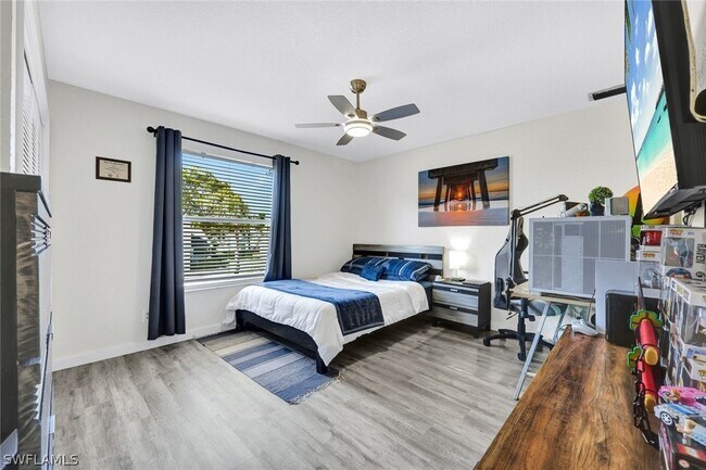 Building Photo - 1599 Trafalgar Ln