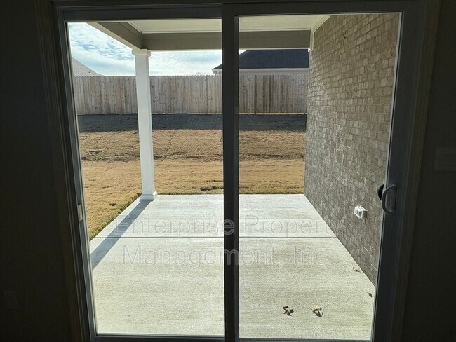 Building Photo - 55 Burr Oak Cv