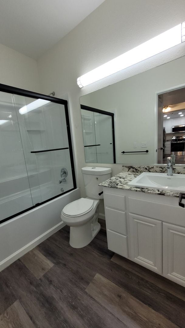 Building Photo - River Colony townhome - centrally located