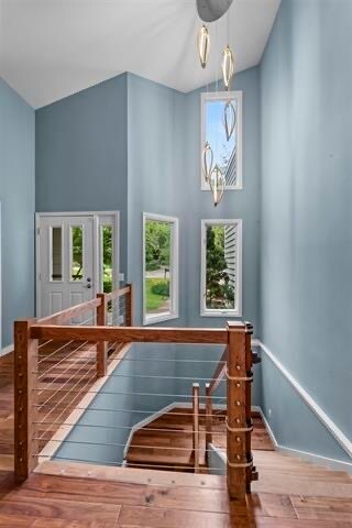 Building Photo - 1733 Camelot Dr