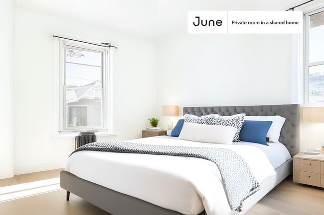 Building Photo - 51 Audubon Ave