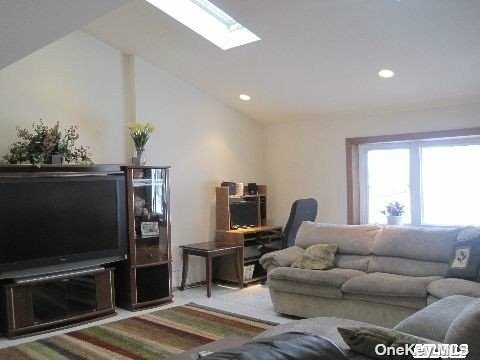 Building Photo - 29 Westbrook Rd