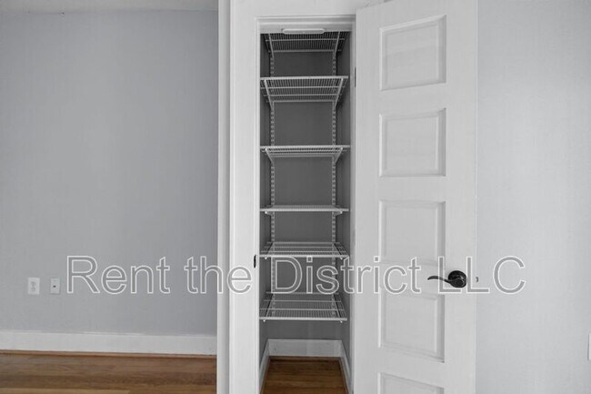 Building Photo - 1109 M St NW