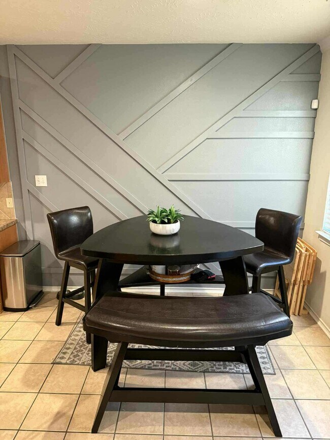 Building Photo - 3205 Victorian Manor Ln