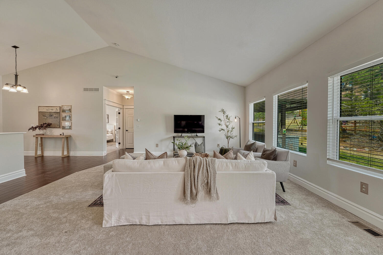 Building Photo - 7170 Windwood Way