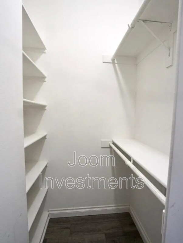 Building Photo - 268 Mar Vista Ave