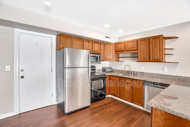 Building Photo - 2219 North Ave