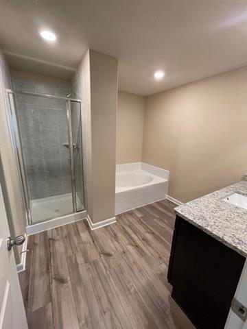 Building Photo - 2306 Dahlia Way