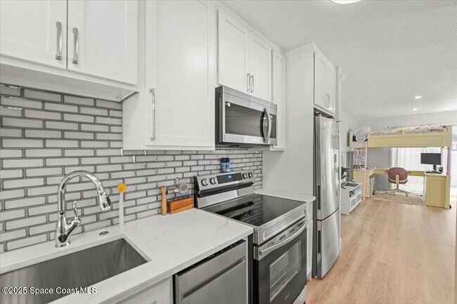 Building Photo - 4300 N Atlantic Ave