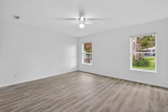 Building Photo - 2206 S 34th St