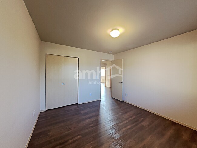 Building Photo - 9609 200th St E