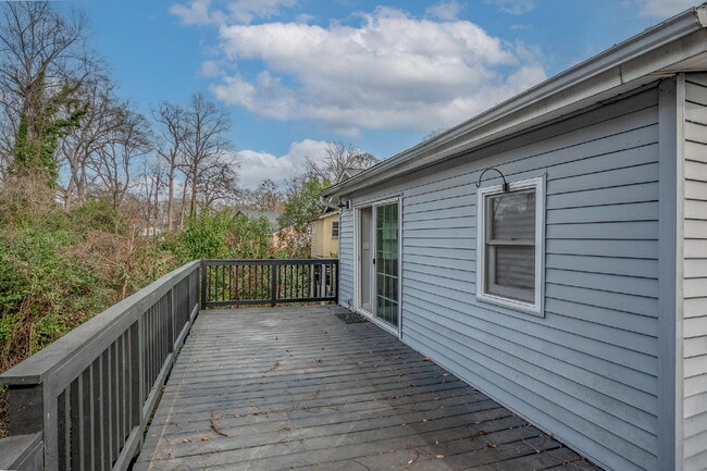 Building Photo - Beautiful 3-Bedroom, 2-Bath Bungalow with ...