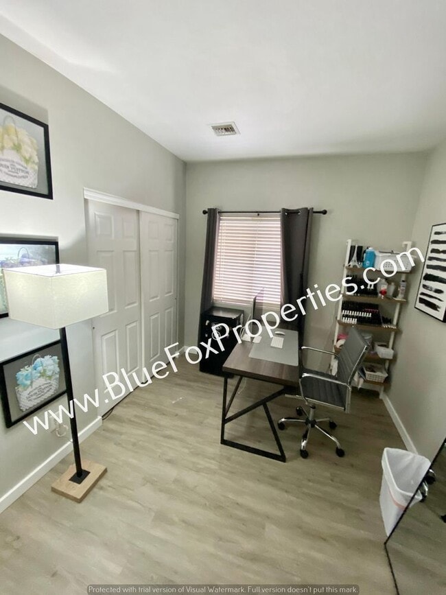 Building Photo - 1365 E Zulema Loop