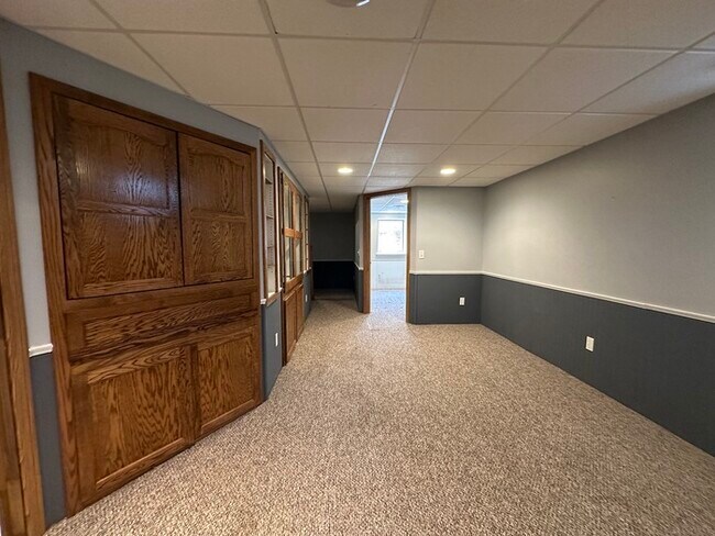 Building Photo - Nice and Large 3BR/1.5ba unit for rent in ...