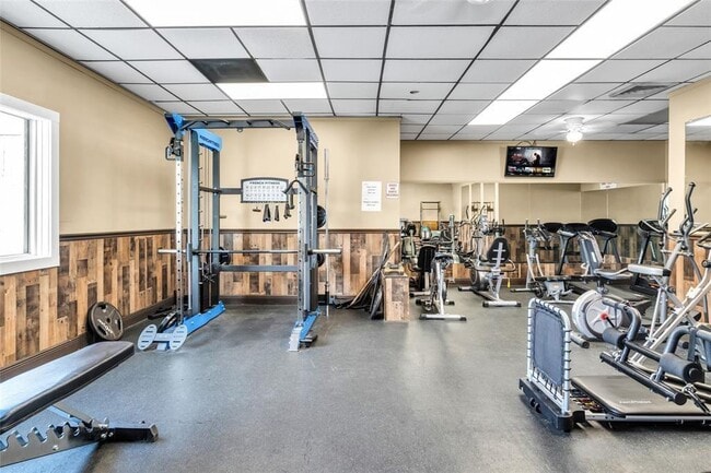 Building Photo - 2879 SW 58th Ct