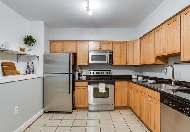 Kitchen - 1400 East Capitol St NE