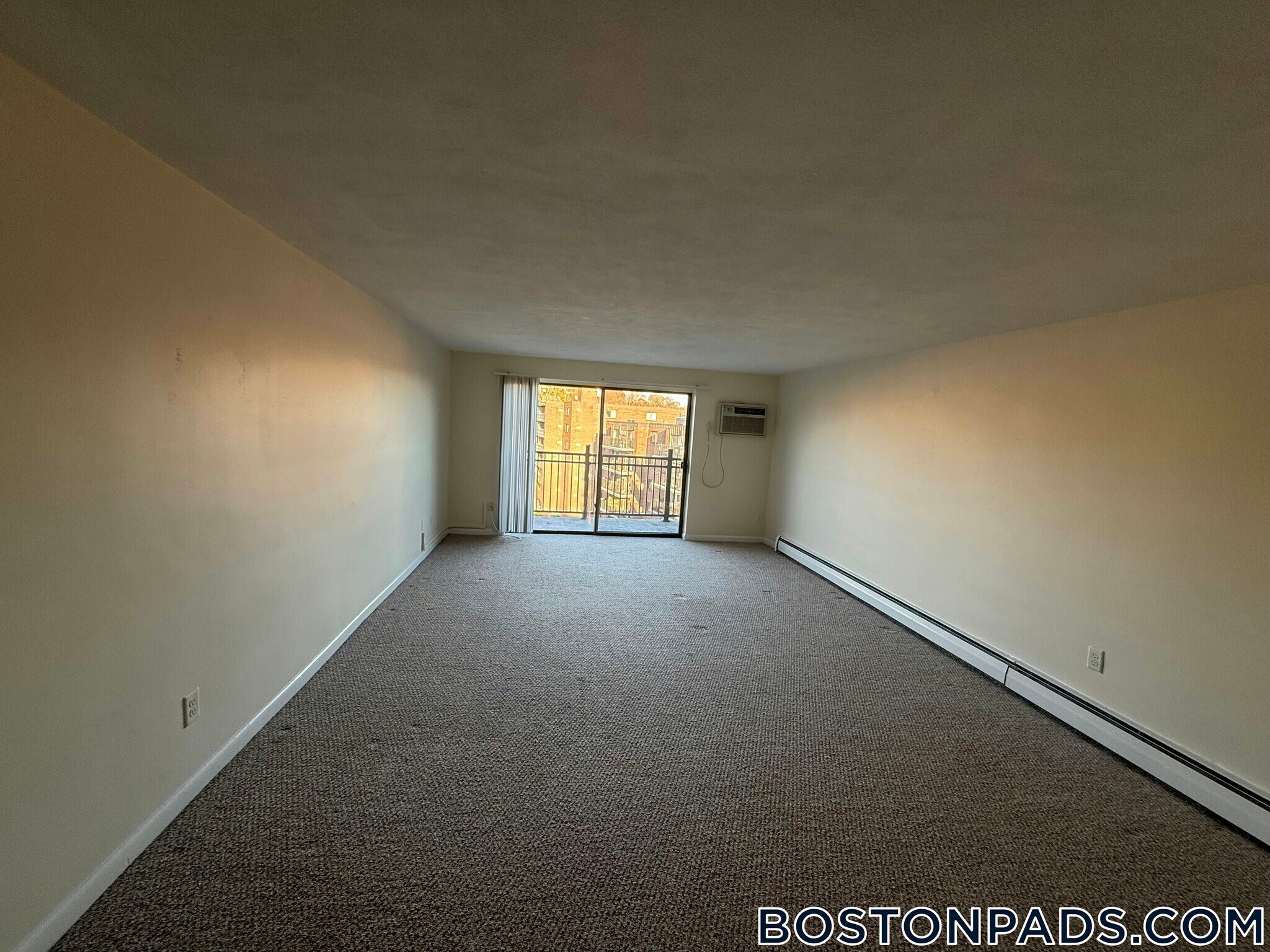 Building Photo - 245 Main St