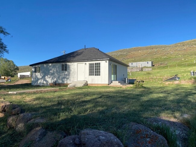 Building Photo - Cruze Ranch