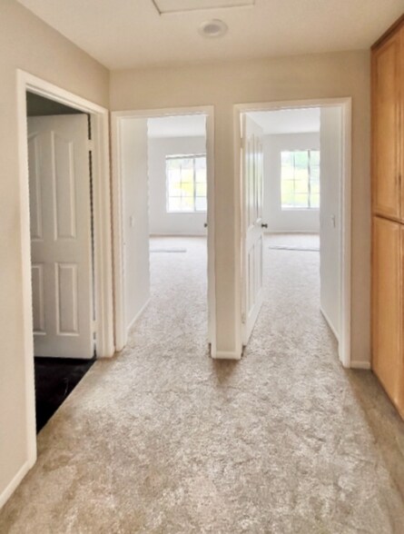 Building Photo - 12160 Dormouse Rd