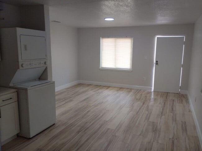 Building Photo - 2123 Mara Ct