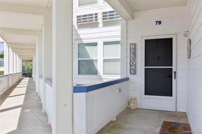 Building Photo - 260 Dune Rd