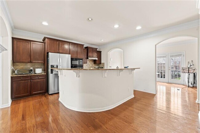 Building Photo - 11200 Brunson Dr