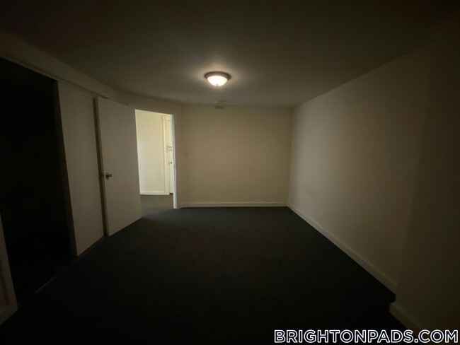 Building Photo - 36 Orkney Rd