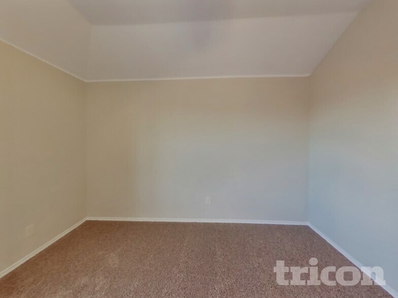 Building Photo - 8928 Deadwood Ln